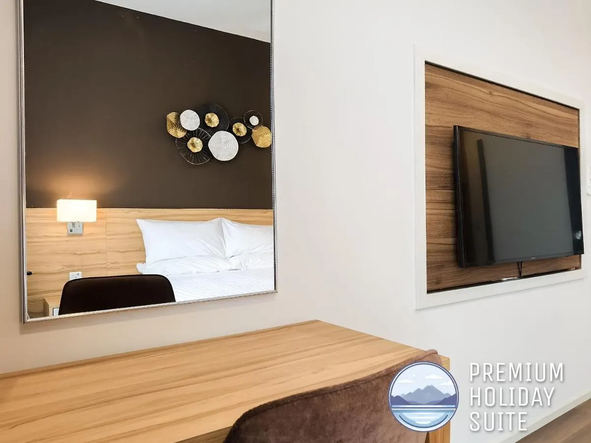 Apartment Premium Holiday Suite Beside Lost World Tambun