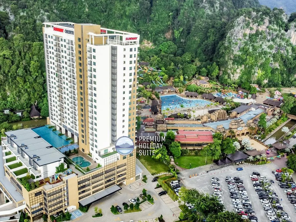 Premium Holiday Suite Beside Lost World Tambun Apartment